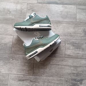 Nike Air Max LTD